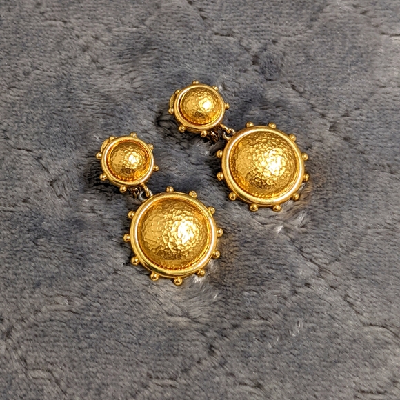 Monet Jewelry - Vintage Monet Goldtone Clip Earrings